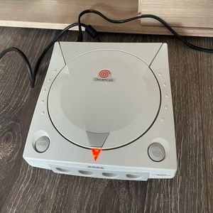 SEGA DREAMCAST ALL CORDS + one controller